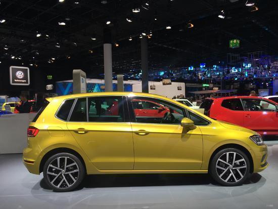 空间够优秀，操控是大众车的第一 比飞度还能漂移