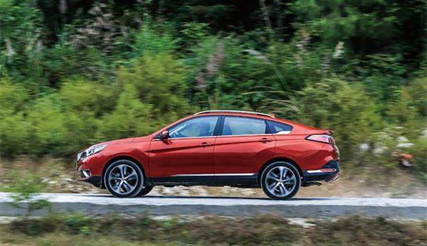 自主SUV颜值新标杆，外观让宝马X6叫绝，才10万同级别无敌了！