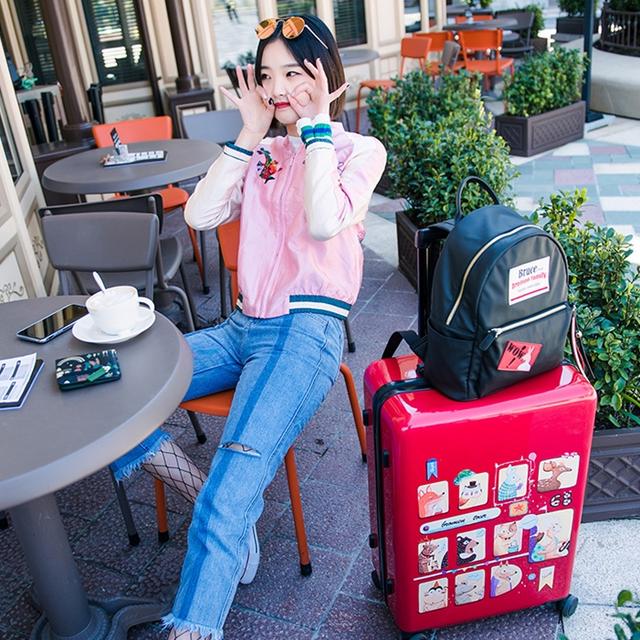 长假旅行箱也要流行款，slogan、冷淡风用在行李箱上什么样