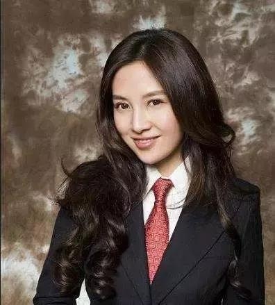 钻石王老五之女富豪——胡敏珊