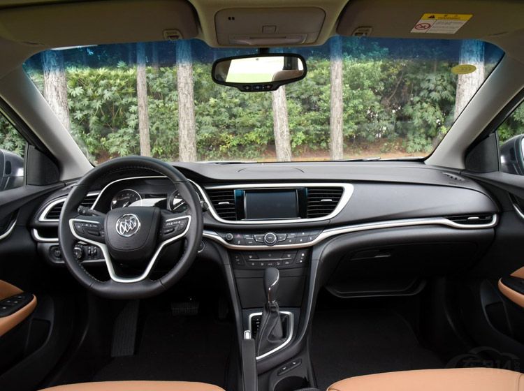 别克英朗旅行版亮相 对比明锐旅行车 谁更值得买？