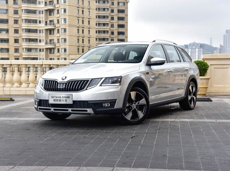 别克英朗旅行版亮相 对比明锐旅行车 谁更值得买？