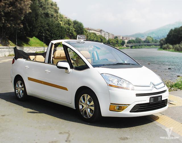 意大利街头最常见的出租车,软顶敞篷 7座,国产版车型太丑没人买