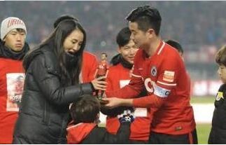 辽足降级已是板上钉钉的事!两大国脚级球员将