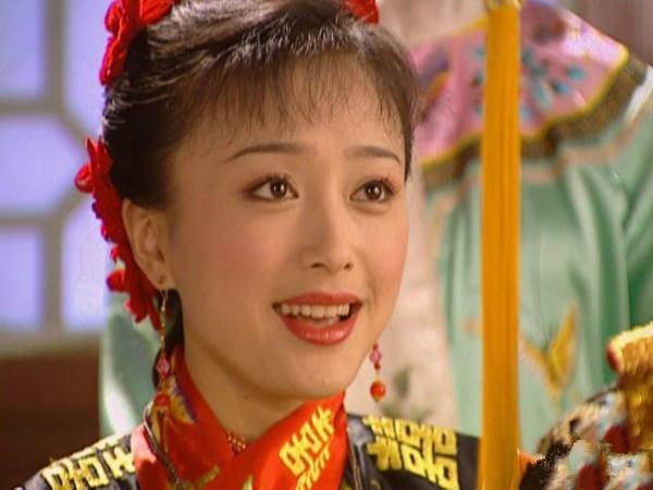 扮演《还珠格格3》中新增人物江南名媛陈知画,给观众留下深刻印象