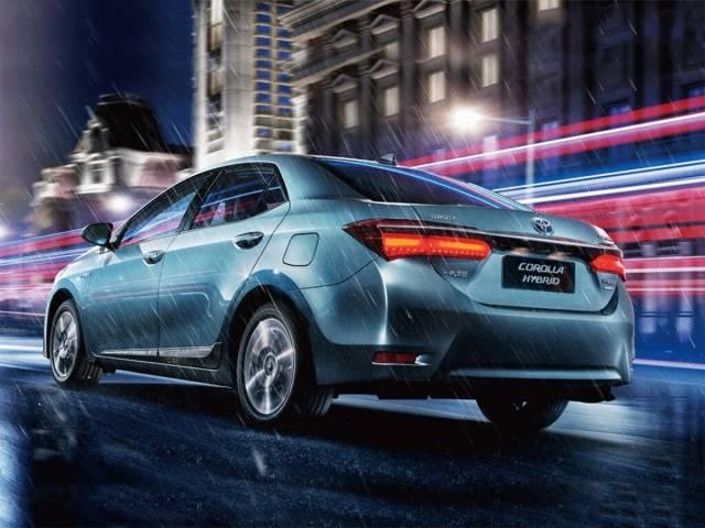 油电混动车 PK 纯汽油车，油耗居然相差一倍