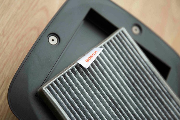 奶妈奶爸带娃出行最佳伴侣！博世灵动S300还你健康用车生活