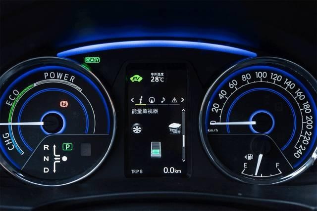 油电混动车 PK 纯汽油车，油耗居然相差一倍