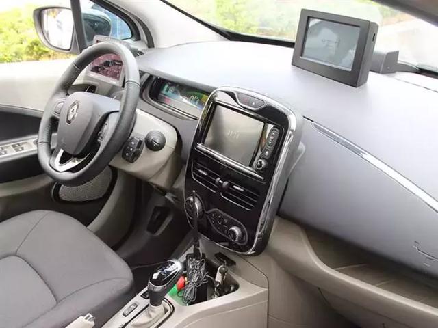 试驾雷诺自动驾驶 未来出行方式或将改变