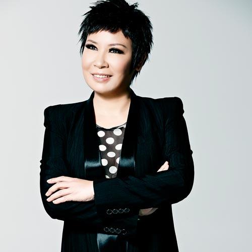 灵魂女歌手黄小琥,曾因前夫被女儿说瞎了眼,今母女情深令人羡!