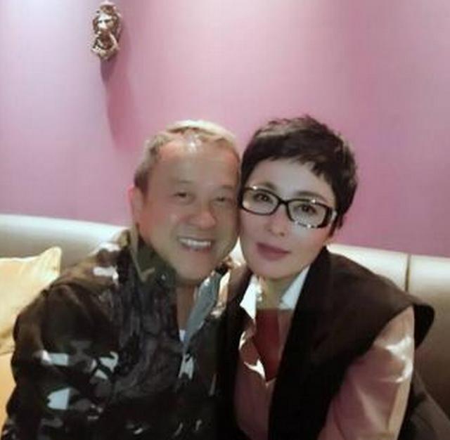49岁张敏近照曝光:好看吗?讲真话|张敏|女神|复出_新浪新闻