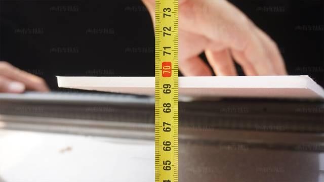 20多万起的豪华B级车，实测空间秒杀同级，难怪中国销量第一！