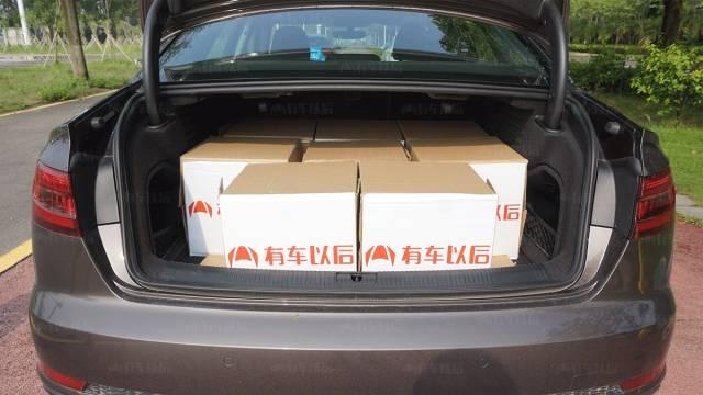 20多万起的豪华B级车，实测空间秒杀同级，难怪中国销量第一！