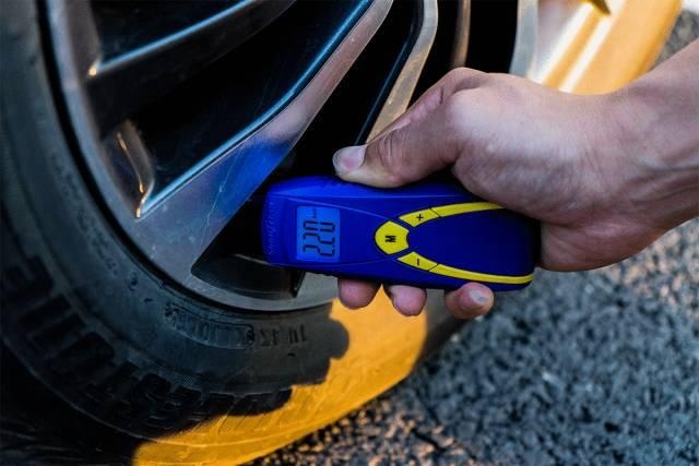 油电混动车 PK 纯汽油车，油耗居然相差一倍