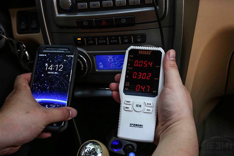 奶妈奶爸带娃出行最佳伴侣！博世灵动S300还你健康用车生活