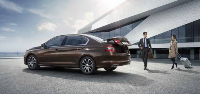 “升级不加价”还给优惠？这辆车是不想让对手混了…