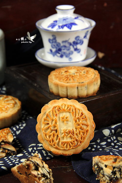 老北京提浆月饼,独特又朴实,是大部分人的童年记忆,吃过的举手