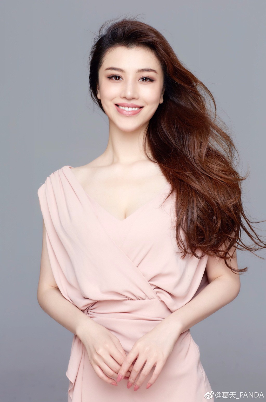 刘翔前妻葛天被小鲜肉赞有魅力 拍吻戏让师弟大赞