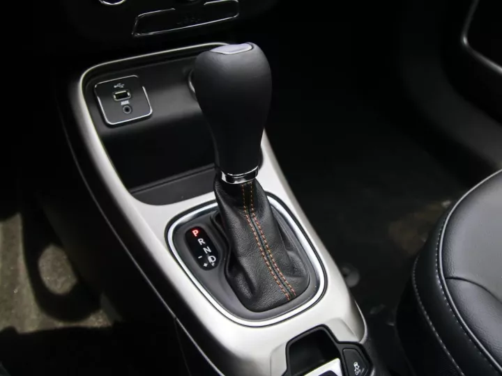 15.98万起，史上第二便宜的Jeep，很多人都以为值40万！