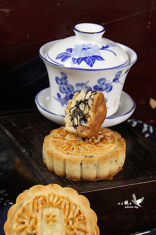 老北京提浆月饼,独特又朴实,是大部分人的童年记忆,吃过的举手