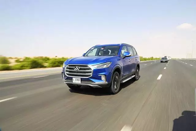 挑战陆巡、霸道！迪拜试驾20万左右最大国产旗舰SUV