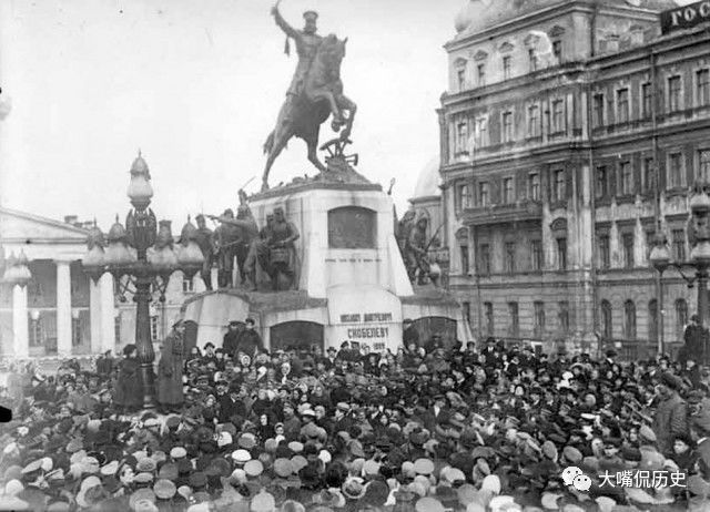 罕见老照片:100年前俄国十月革命现场实拍老照片