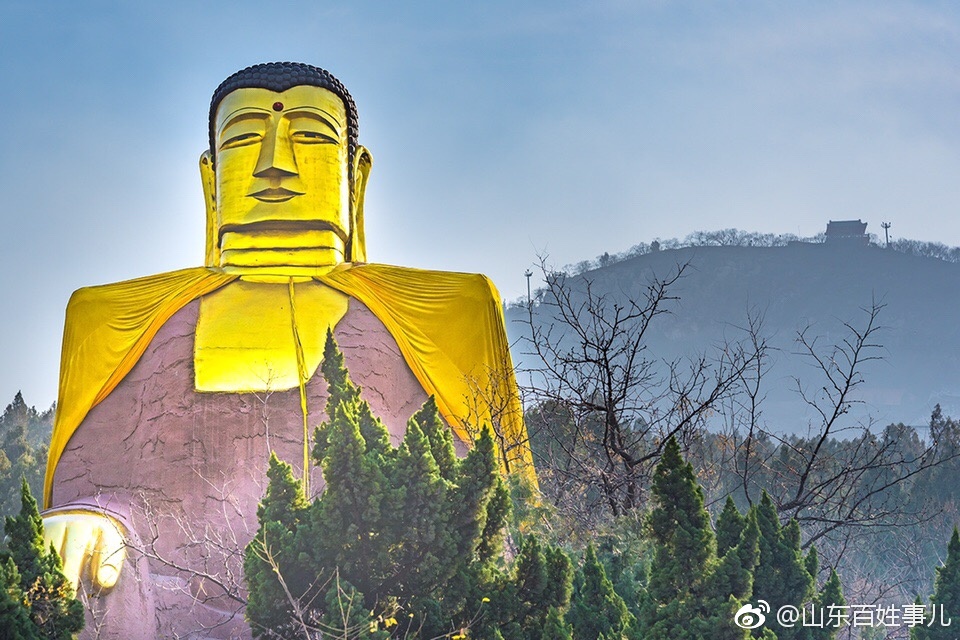 游千佛山一览露天大佛涨知识