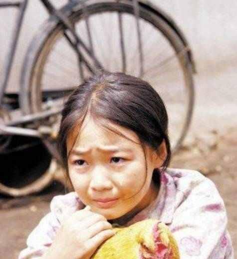 她是结巴,6岁出道凭哭戏爆红,现澳洲求学长成女神不输关晓彤