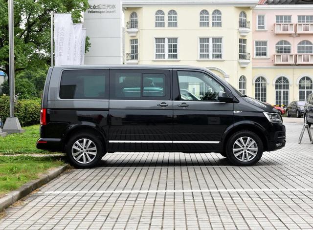 自带麻将桌的大众MPV，能拼得过埃尔法吗？