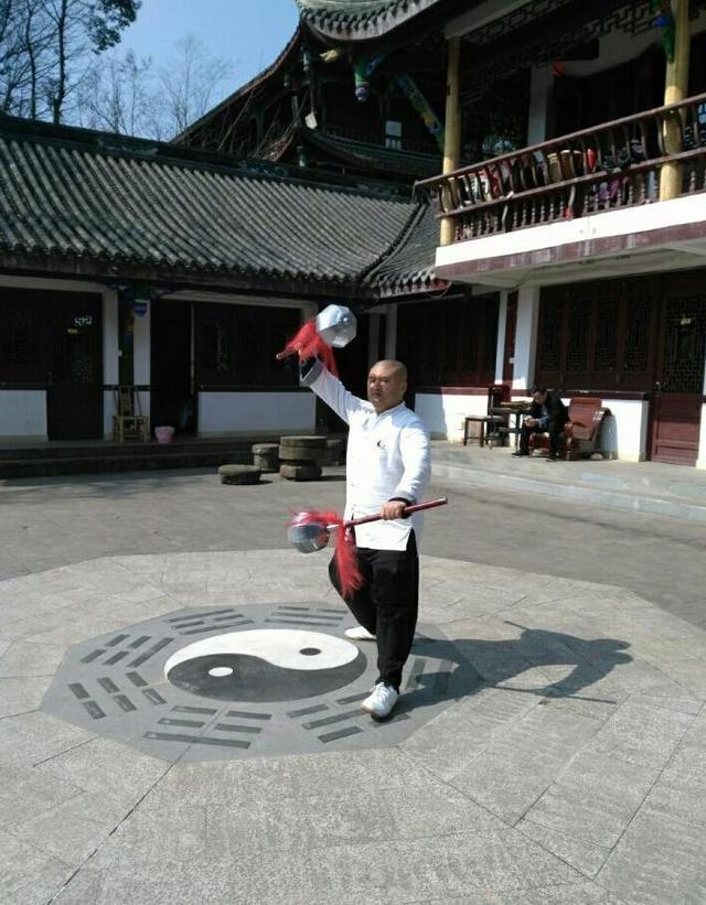 太极拳师雷雷沉迷盔甲器械格斗要用十八般兵器二番战报仇雪恨