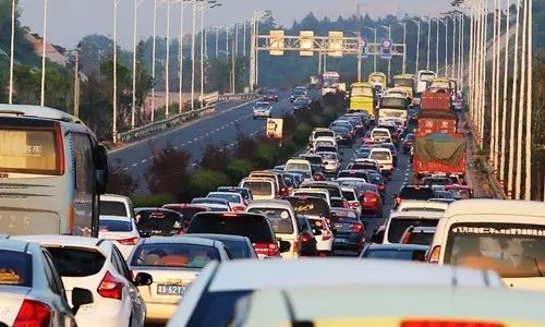 在长沙月薪不到8000,建议你别买车!看完你就懂了!