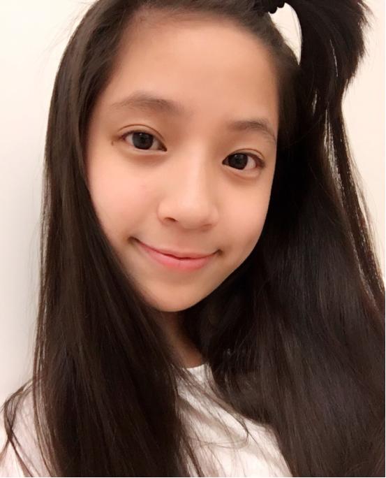 你们都被照片骗了!欧阳娜娜三姐妹参加综艺,大