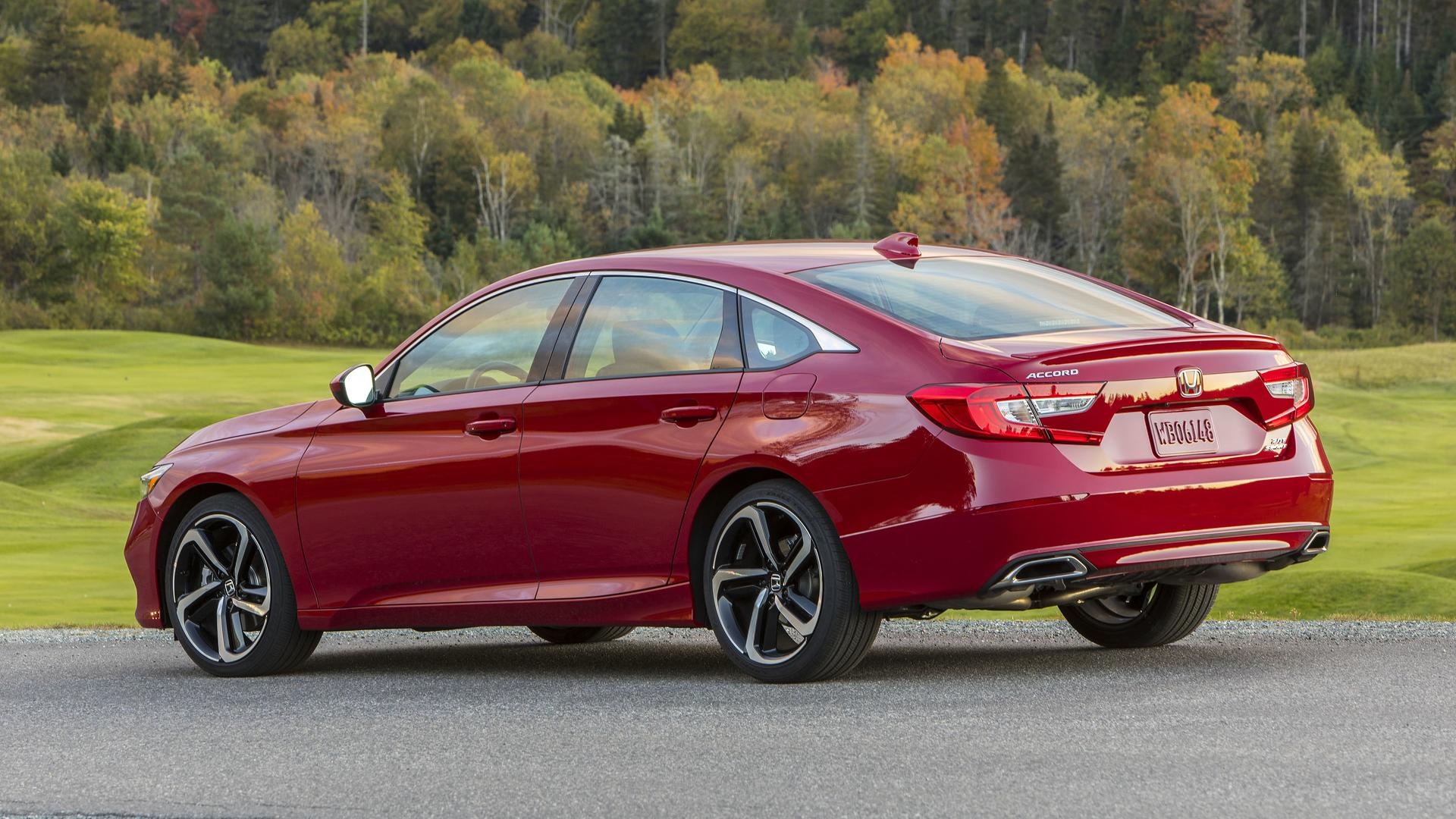 2018款本田雅阁更大更长