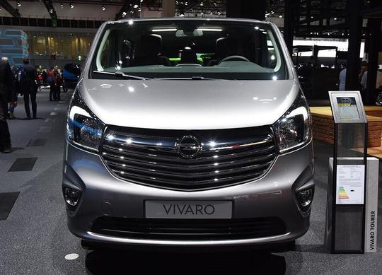 进口mpv配折叠座,大床,实拍欧宝vivaro life