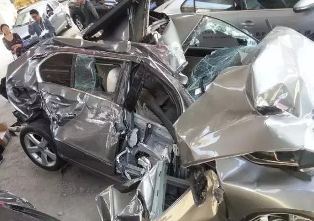 对不起，这个国庆假期别找我借车，我只是不想借