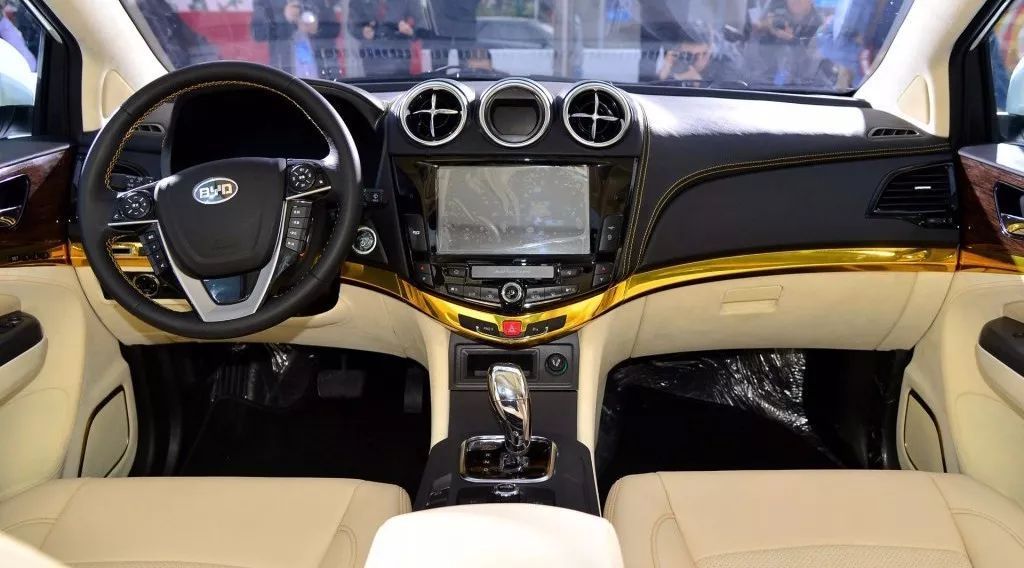 敢瞧不起国产车？撞了这7款车分分钟赔到你倾家荡产