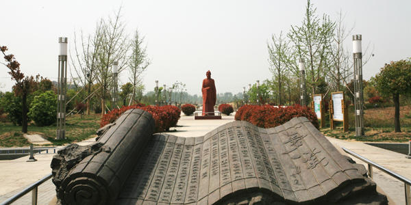 苏北花卉示范园,普善寺,圆觉禅林,花木大世界,虞姬生态园,南湖公园等