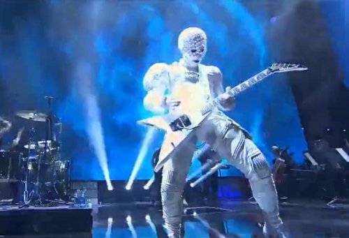 英雄联盟S赛七年了,回顾历届主题曲,唱S1主题