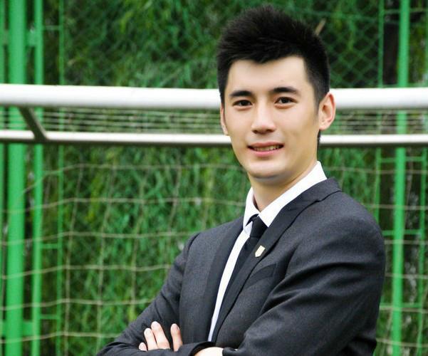 现役中超最帅的球员!吴兴涵号称足坛小鲜肉,张