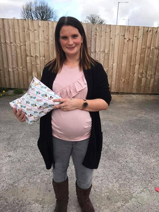 英国女子从14岁开始生孩子,至今生下19个,称还要继续生