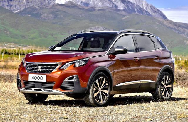 一款有情调的法系车，车内堪比航空仓，真为他捏一把汗！