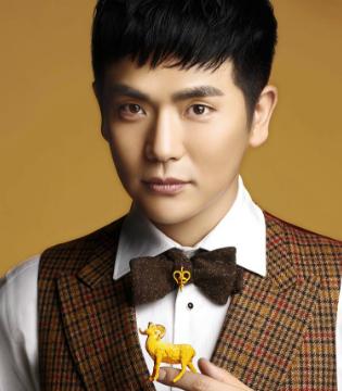 一个配角,去世后,却能让成龙,曾志伟,张学友等人为他扶灵