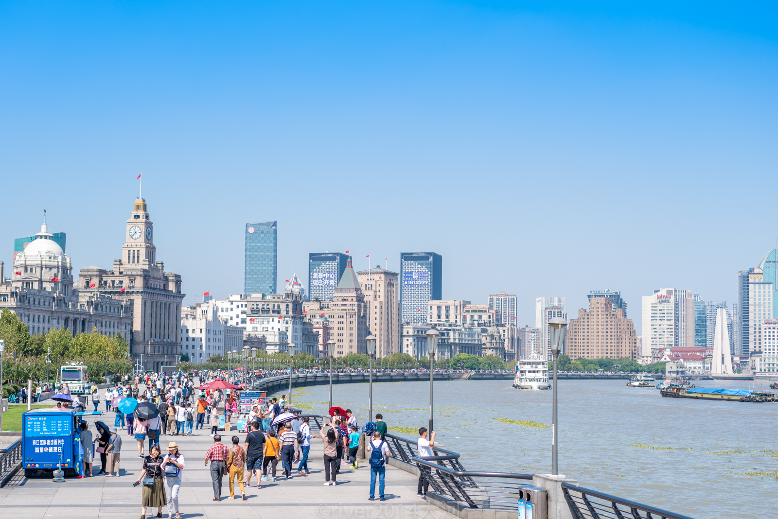 可以去外滩玩了，外地游客返程上海外滩变冷清|外滩|上海|游客_新浪新闻