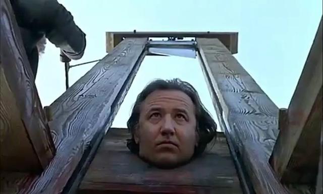 这个国王用自己发明的无痛断头台,切下了自己的头颅