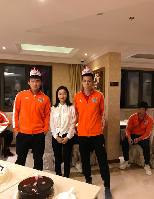 大连博阳俱乐部的新总经理王俊奇 现在都流行