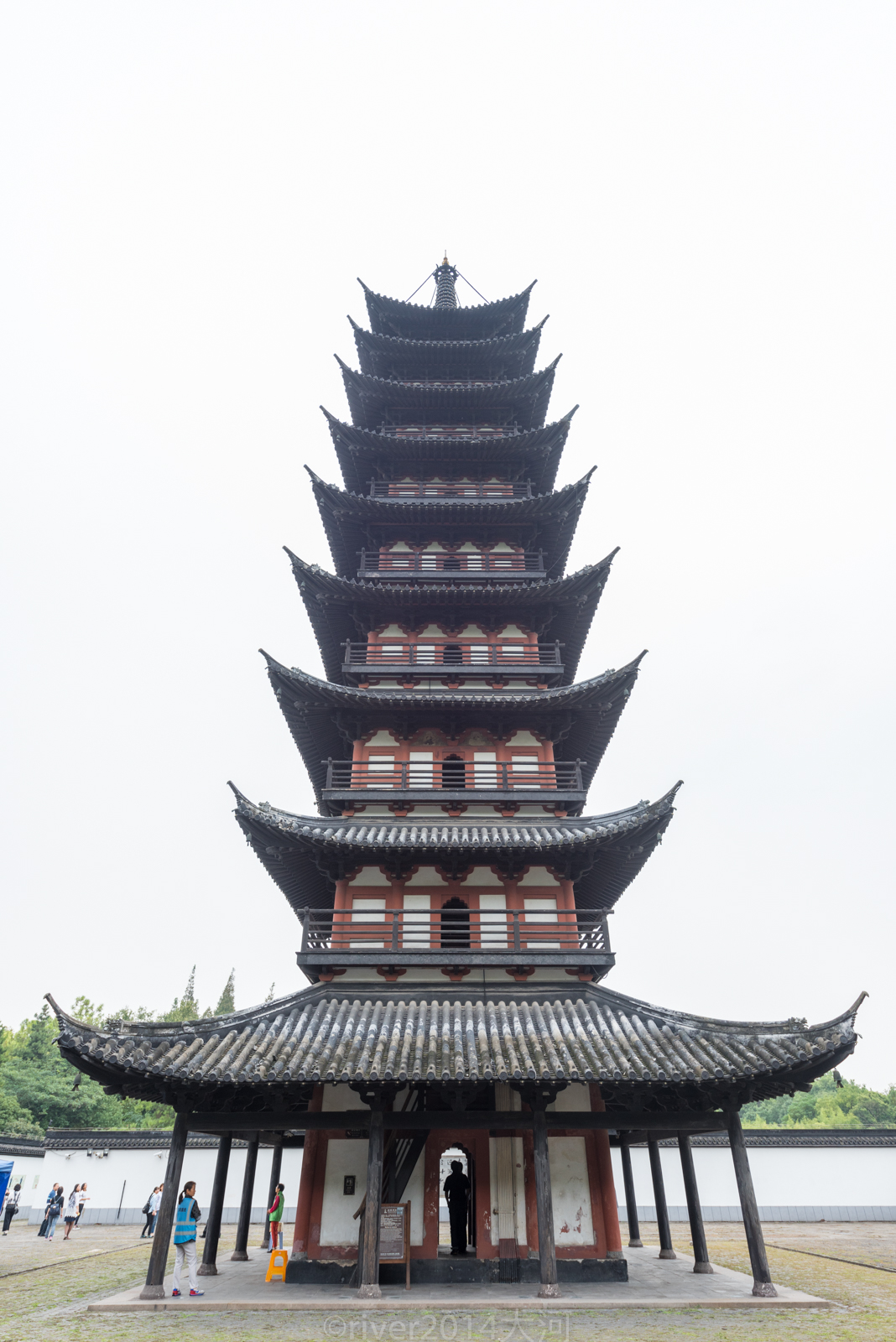 上海这座佛塔经历日军轰炸,900多年历史依然完好