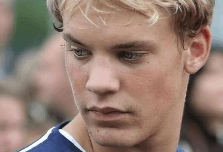 诺伊尔谈儿时:担心自己长不高,曾因为身高被淘汰