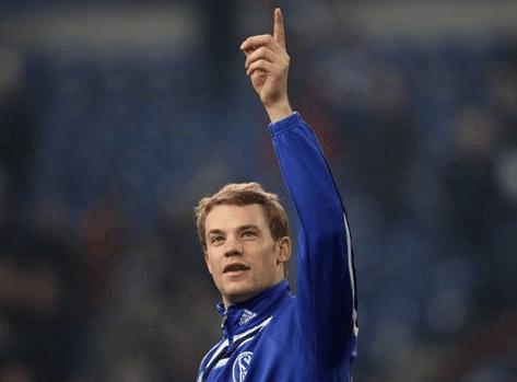 诺伊尔谈儿时:担心自己长不高,曾因为身高被淘汰