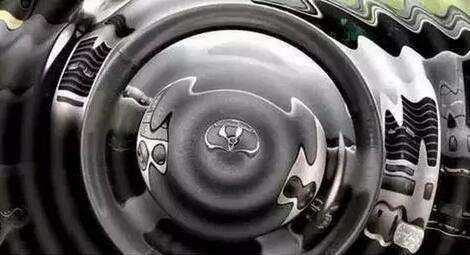 踩刹车总是感觉制动不明显，脚感软绵绵？