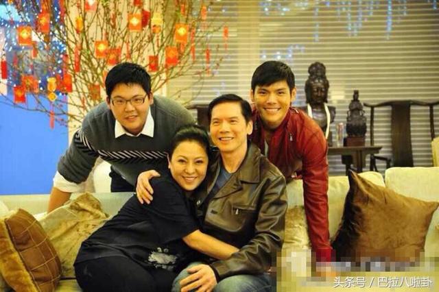 向佑被捕入狱,叫嚣我是向华强儿子,向华强的前